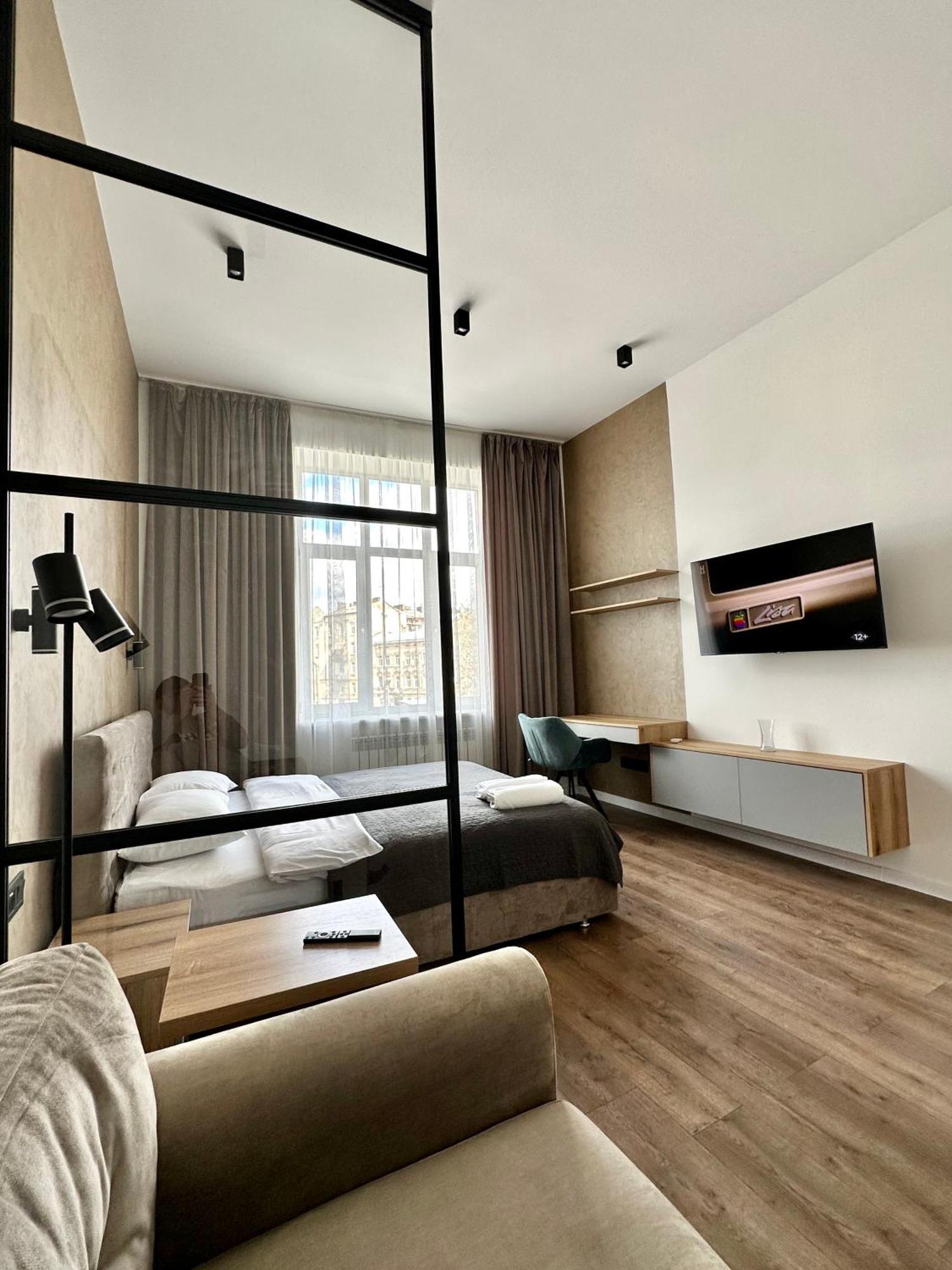 Romantic Apartments - In The Center Of Lviv , King-Size Bed Luaran gambar