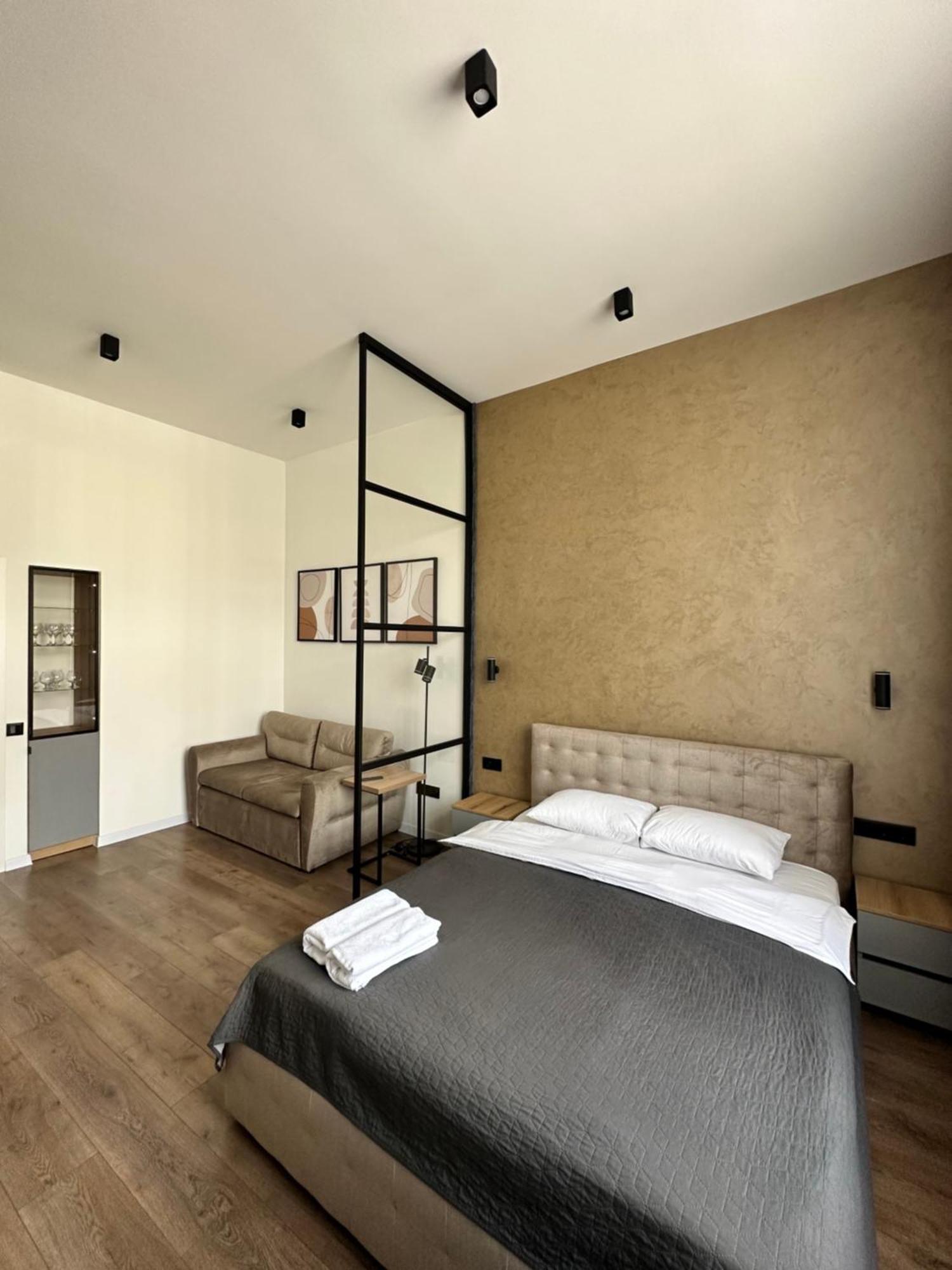 Romantic Apartments - In The Center Of Lviv , King-Size Bed Luaran gambar